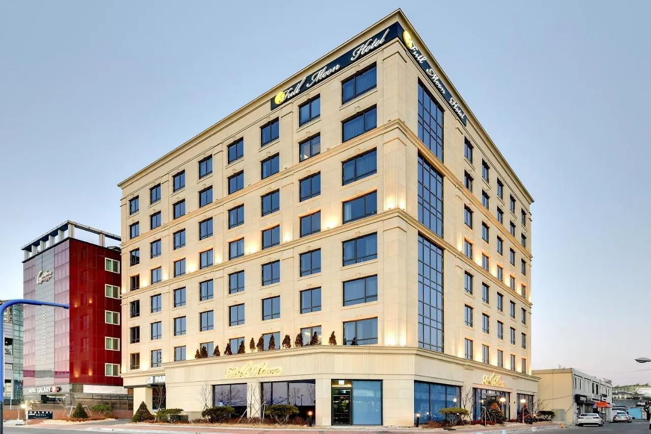 Fullmoon Tourist Hotel Incheon