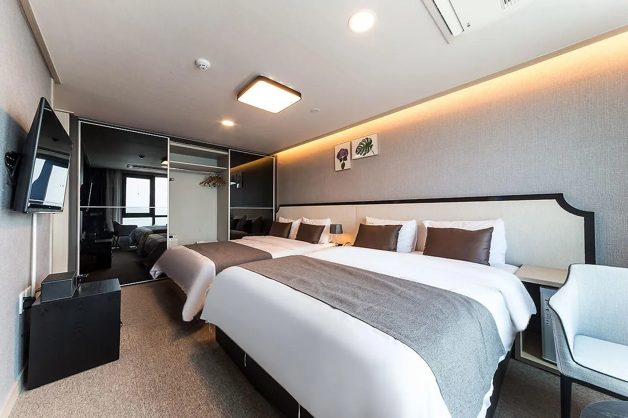 ***  Fullmoon Tourist Hotel Incheon South Korea