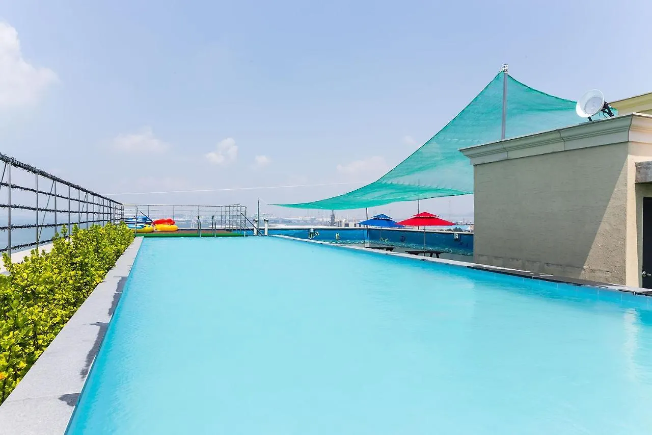 Fullmoon Tourist Hotel Incheon 3*,  South Korea